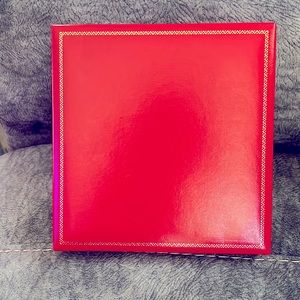 Virginia Ugarte Luxury Jewelry Case